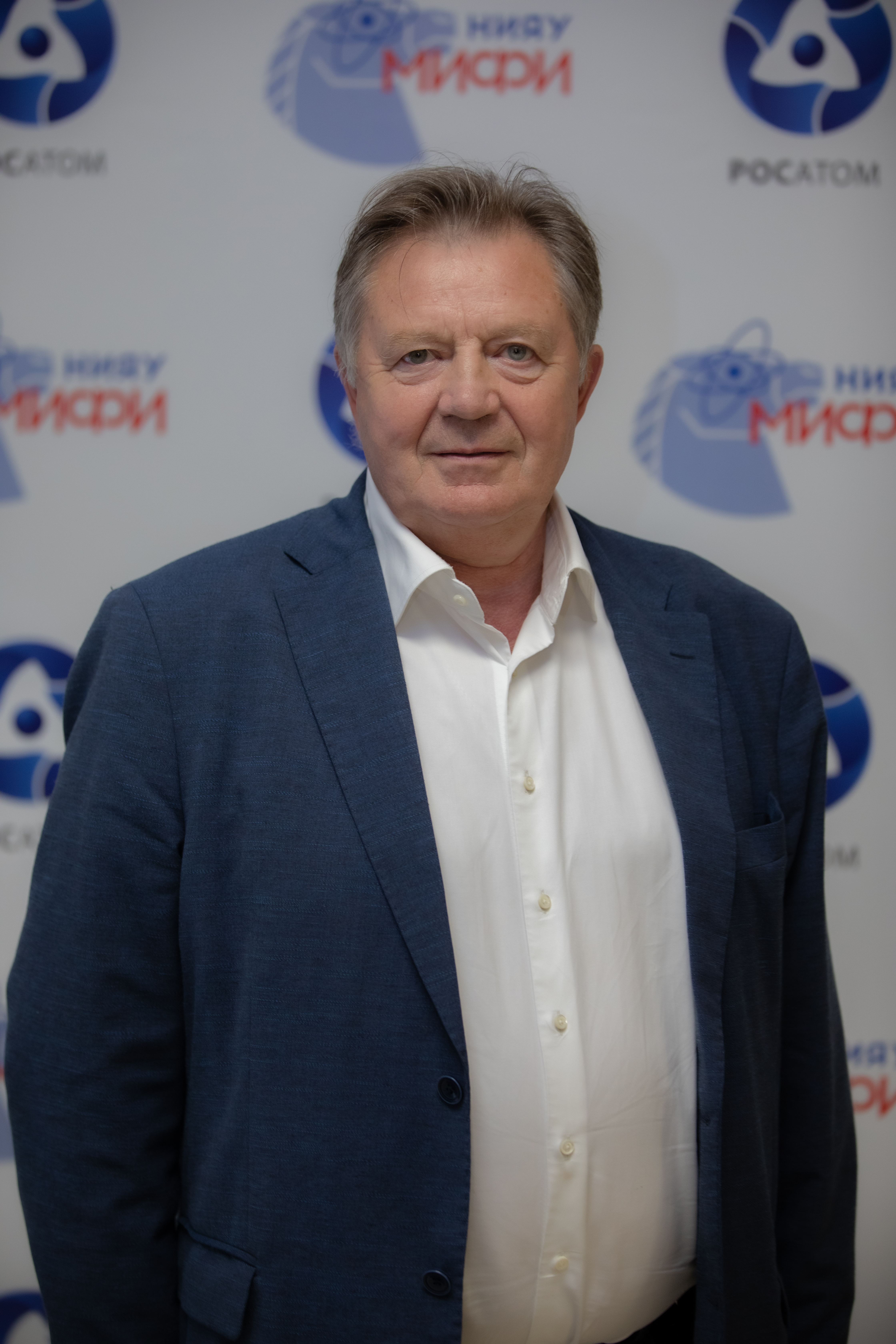 Каргин_1.jpg Каргин_1.jpg